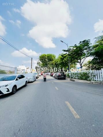 Đất đẹp mặt tiền đường 7m ngay Ga Metro Bình Thái ĐS 3 Trường Thọ thích hợp xây CHDV giá TL