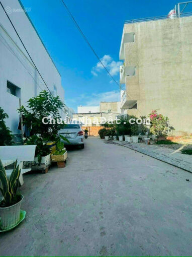 Lô đất đẹp đường 7 Linh Tây giá tốt cho khách đường rộng 6m có vỉa hè thông ra Phạm Văn Đồng