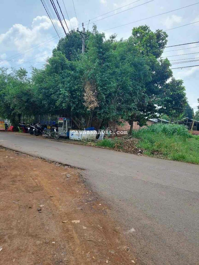 BÁN LÔ ĐẤT ĐẸP 2 MẶT TIỀN TRƯỚC SAU TẠI TRẢNG BOM