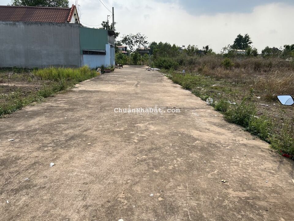 Bán đất an viễn trảng bom 5x20 sổ riêng thổ cư 8xxtr Bán đất an viễn trảng bom 5x20 sổ riêng thổ cư 8xxtr