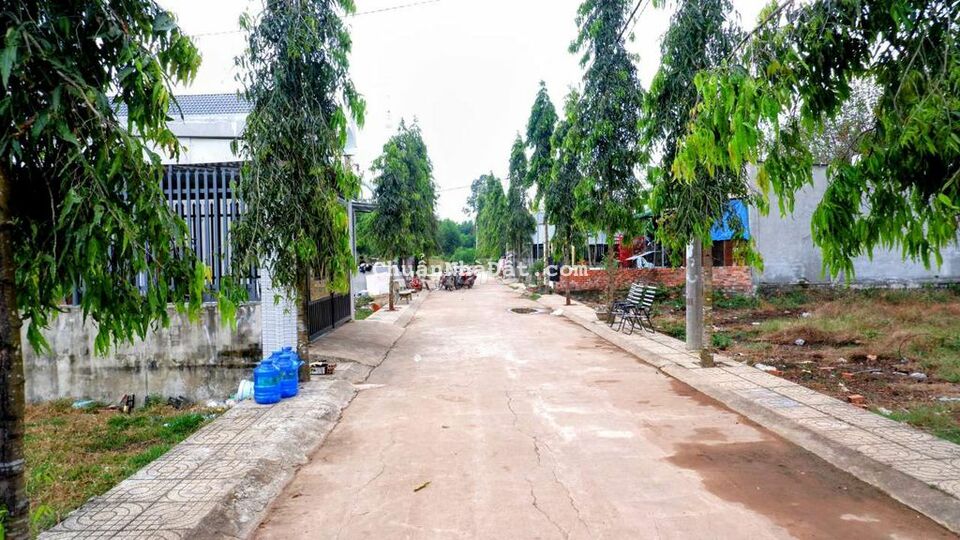 103m2, cách đường Đồi 61 100m, trung tâm Xã Đồi 61