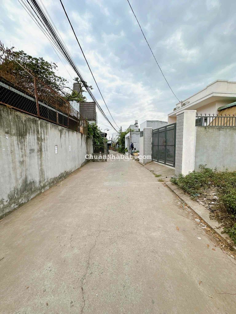 Bán đất 2 mặt tiền gần phở Cây Xung P Tân Hoà