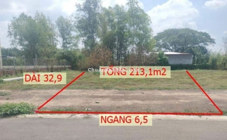 Bán lỗ 300tr  ,lô đất (213m2 thổ - giá 1ty1) còn thương lượng