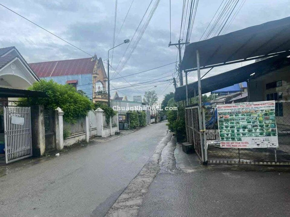 Bán lỗ lô đất mặt tiền giáo xứ Đông Vinh - Hố Nai 3