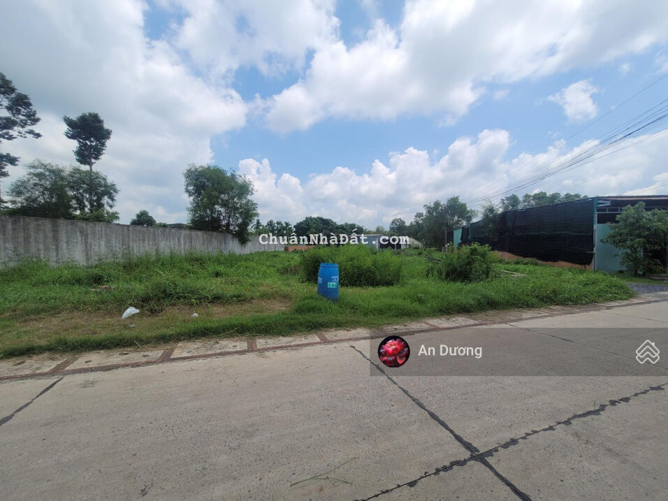 Bán 328m2 đất ngay KCN Giang Điền mặt tiền nhựa rộng giá rẻ nhất thị trường 690 triệu sổ sẵn Bán 328m2 đất ngay KCN Giang Điền mặt tiền nhựa rộng giá rẻ nhất thị trường 690 triệu sổ sẵn