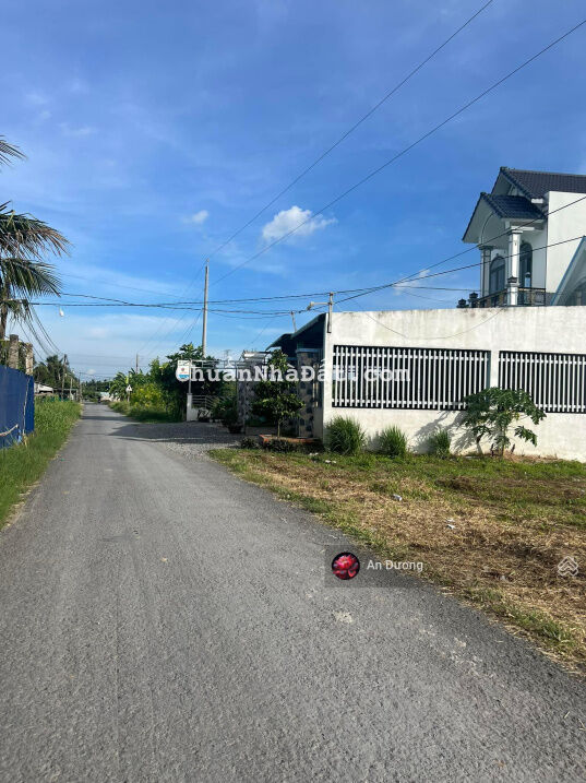 Kẹt vốn cần bán gấp 500m2 đất mt nhựa liên tỉnh cách KCN Bàu Xéo 2km sổ sẵn giá 670tr