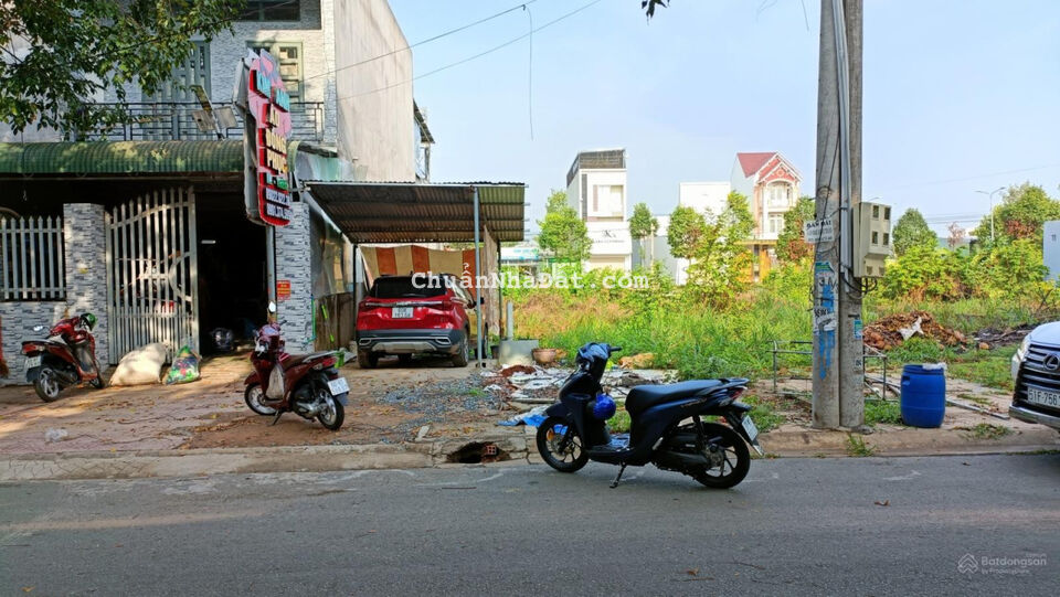 Mình chính chủ cần bán gấp mảnh đất vườn 540m2 giá 790tr, sổ sẵn cách chợ Trảng Bom 2 phút đi bộ