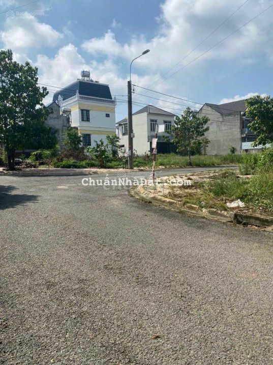 Bán đất Thị Trấn Trảng Bom Khu Hưng Thuận DT 92m2 SHR Giá ngộp