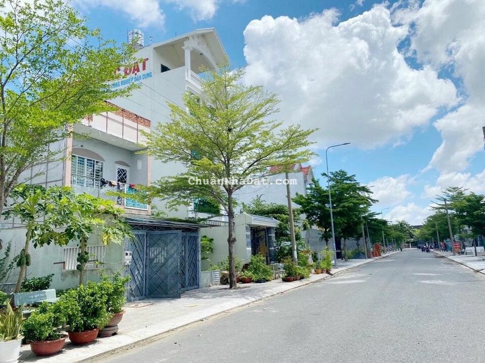 Bán Gấp 1000m2 Đất Thổ Cư, Sổ Hồng Gò Dầu Tây Ninh, Đường Nhựa, Bao Sổ