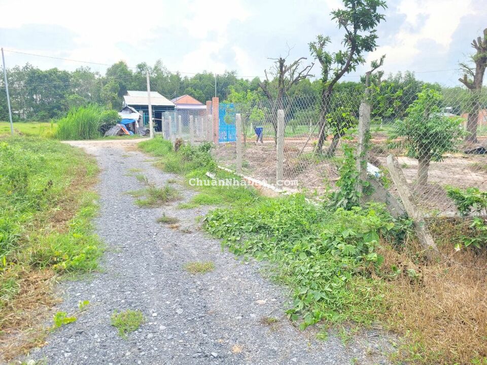 Gần 8m mặt tiền, Hậu dài. Hơn 409m2 đất TX Trảng Bàng, nở hậu. 860tr