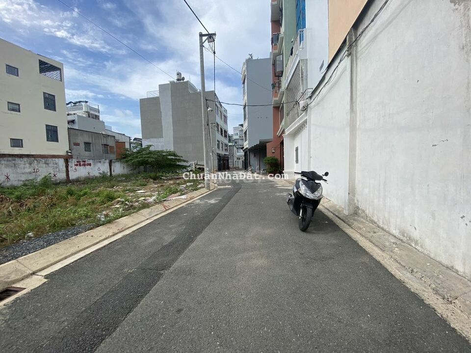 TÂN BÌNH - KHU HIẾM NHÀ BÁN - ĐẤT VUÔNG A4 – 129TR/M2 - Ô TÔ QUAY ĐẦU.