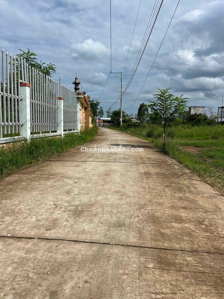 Đất Nền 199m2 6x34 Có 100m2 TC Xã Phú Tân