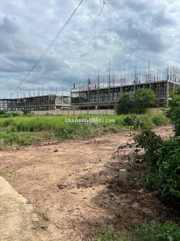 Đất Nền 199m2 6x34 Có 100m2 TC Xã Phú Tân