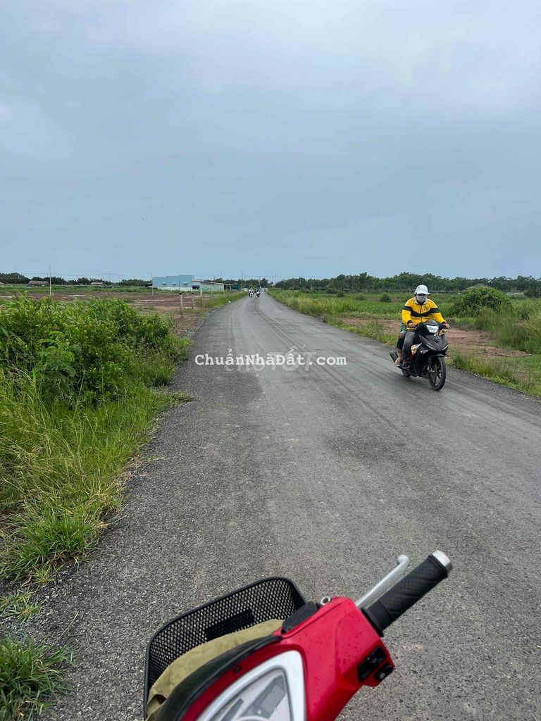 Đất Nền 560m2 (14x40) Xã Phú Đông