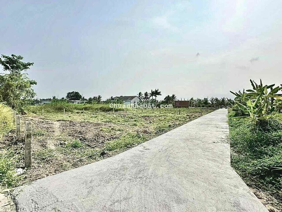 Bán miếng đất thổ đường ô tô, vị trí thoáng