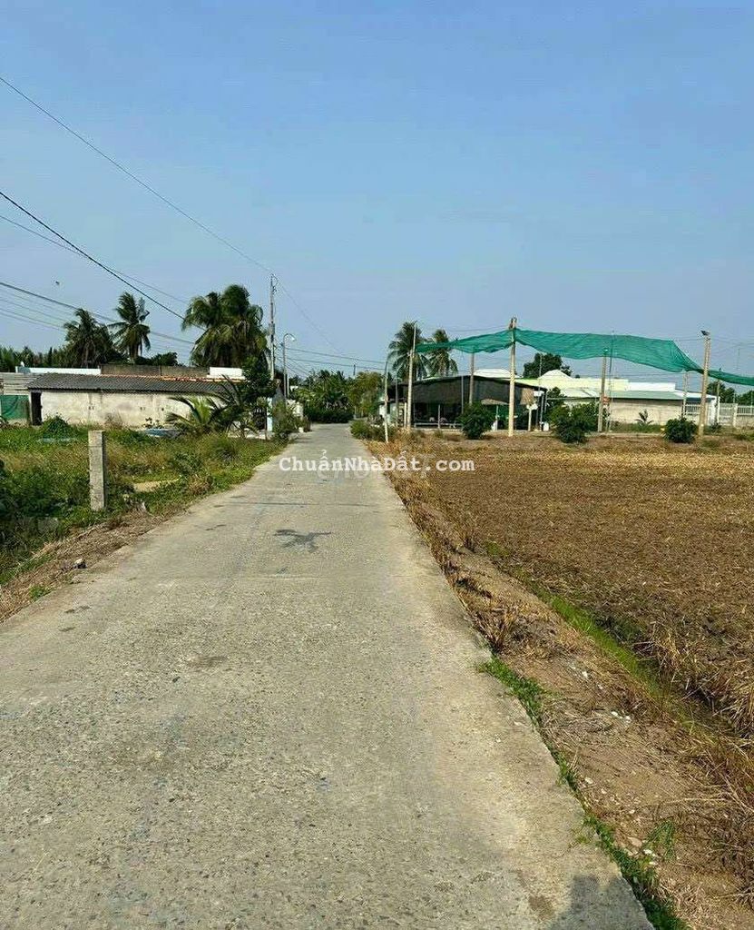 Ngợp quá, 178m2 thổ, đường 4m, chốt chỉ 410tr Ngợp quá, 178m2 thổ, đường 4m, chốt chỉ 410tr