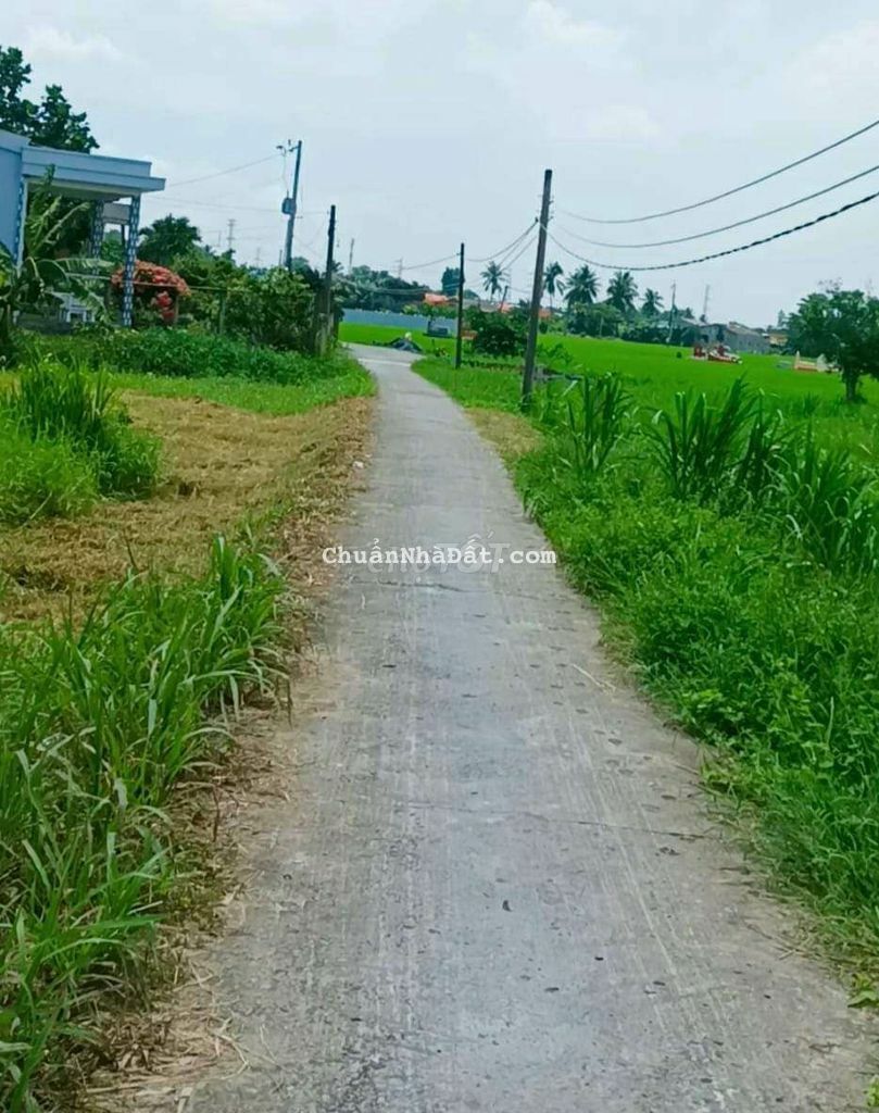 Sát bên thị trấn, 178m2 đất thổ, chốt 410tr Sát bên thị trấn, 178m2 đất thổ, chốt 410tr