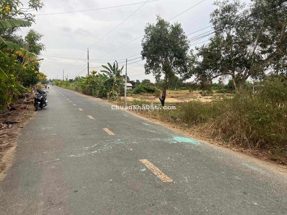 Đất thổ cư mặt nhựa 10m. Gần đường Động Lực và đò KCN Thuận Đạo Đất thổ cư mặt nhựa 10m. Gần đường Động Lực và đò KCN Thuận Đạo