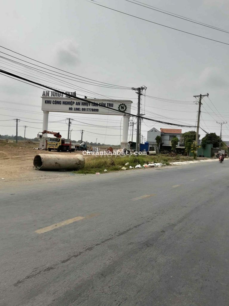 140thổ + 233 vườn. Ngay cổng chào huyện tân trụ . Ra cầu bến lức 5km