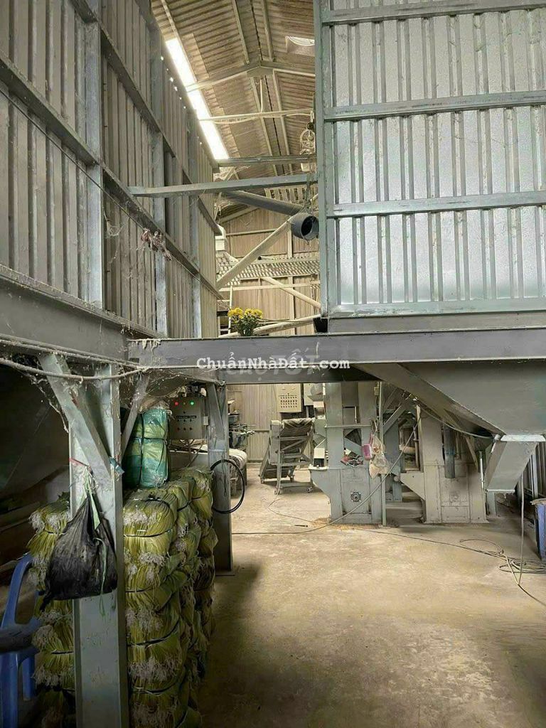 Nhà kho + 500m2 thổ đường tỉnh 833b Nhà kho + 500m2 thổ đường tỉnh 833b