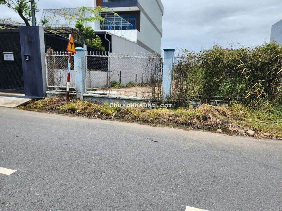 ĐẤT UYÊN HƯNG SAU BỆNH VIỆN ĐA KHOA 400 GIƯỜNG ĐẤT UYÊN HƯNG SAU BỆNH VIỆN ĐA KHOA 400 GIƯỜNG