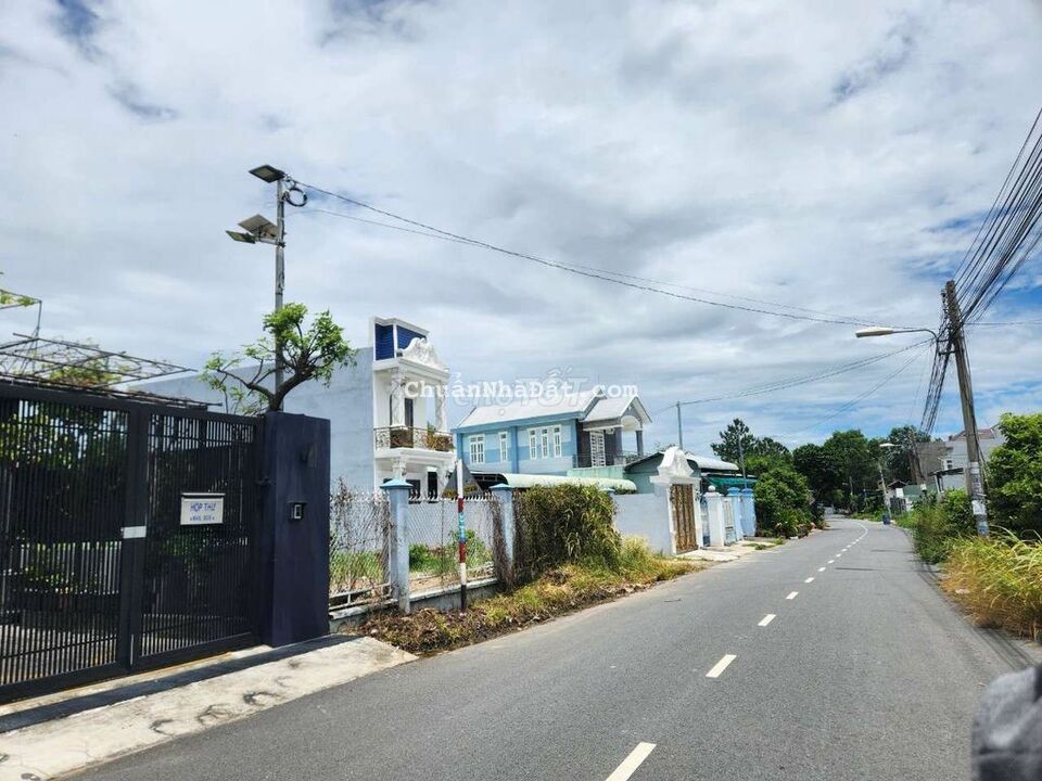 ĐẤT UYÊN HƯNG SAU BỆNH VIỆN ĐA KHOA 400 GIƯỜNG ĐẤT UYÊN HƯNG SAU BỆNH VIỆN ĐA KHOA 400 GIƯỜNG