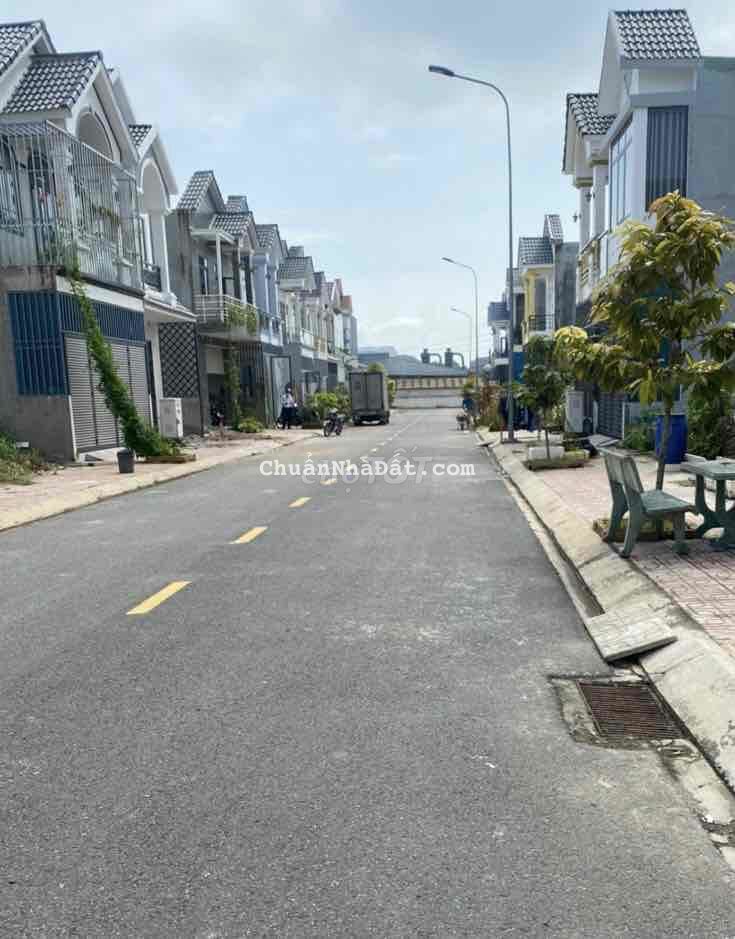 tân uyên đầu tư dân cư đông