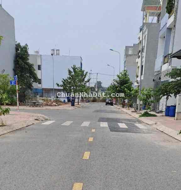 tân uyên ngay cổng xanh khu công nghiệp 1000 ha