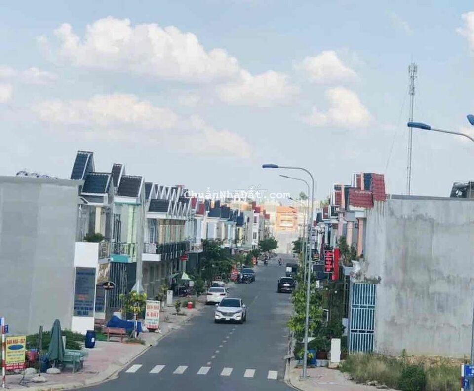 Thành phố tân uyên ngay cụm công nghiệp cơ hội tốt