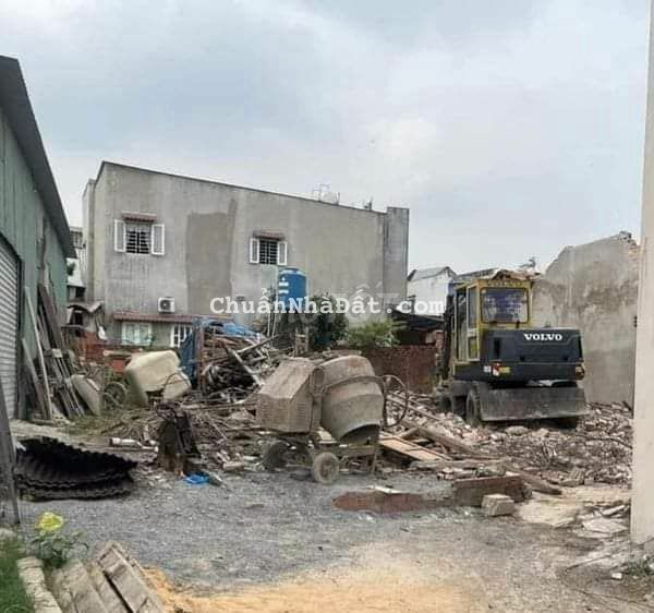 Chủ kẹt tiền cần bán lô đất ngay chợ tân phước khánh Chủ kẹt tiền cần bán lô đất ngay chợ tân phước khánh