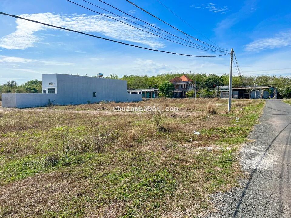 Đất 93m MT Huỳnh Văn Lũy, thổ cư càn bán gấp Đất 93m MT Huỳnh Văn Lũy, thổ cư càn bán gấp