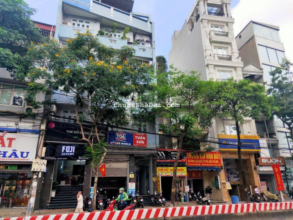 Chính chủ cần bán gấp 200m2 đất lô góc mặt tiền 11m đường Lạc Long Quân giá 29 tỷ