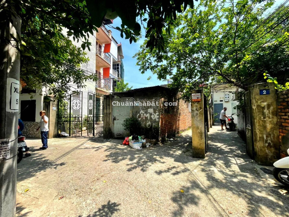 Thửa đất phố Xuân La, Tây Hồ - gần chợ - gần học viện Hành Chính, 219 m2, MT 10 m, giá 12,5 tỷ