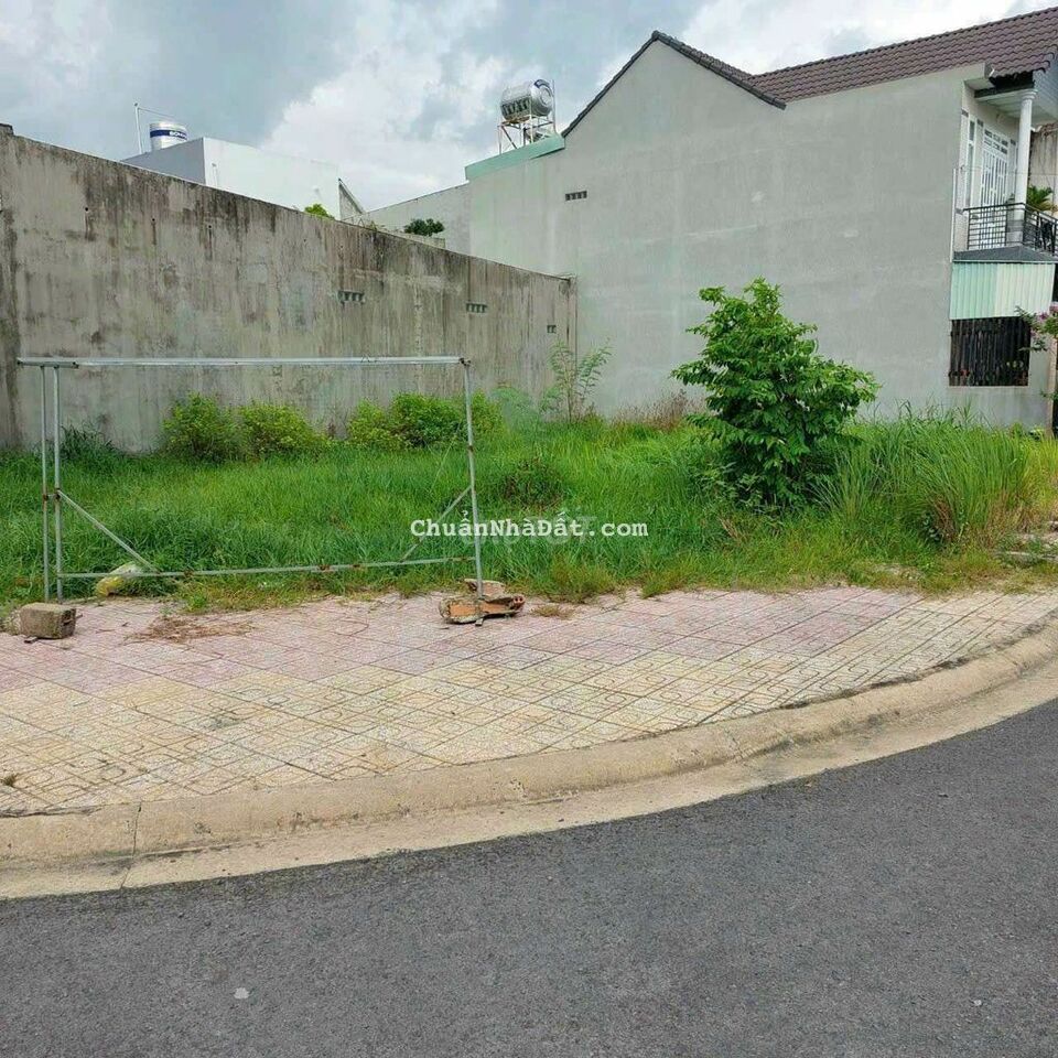 Bán lô góc đất thổ cư kdc Lavender Thạnh Phú, giá 3 tỷ