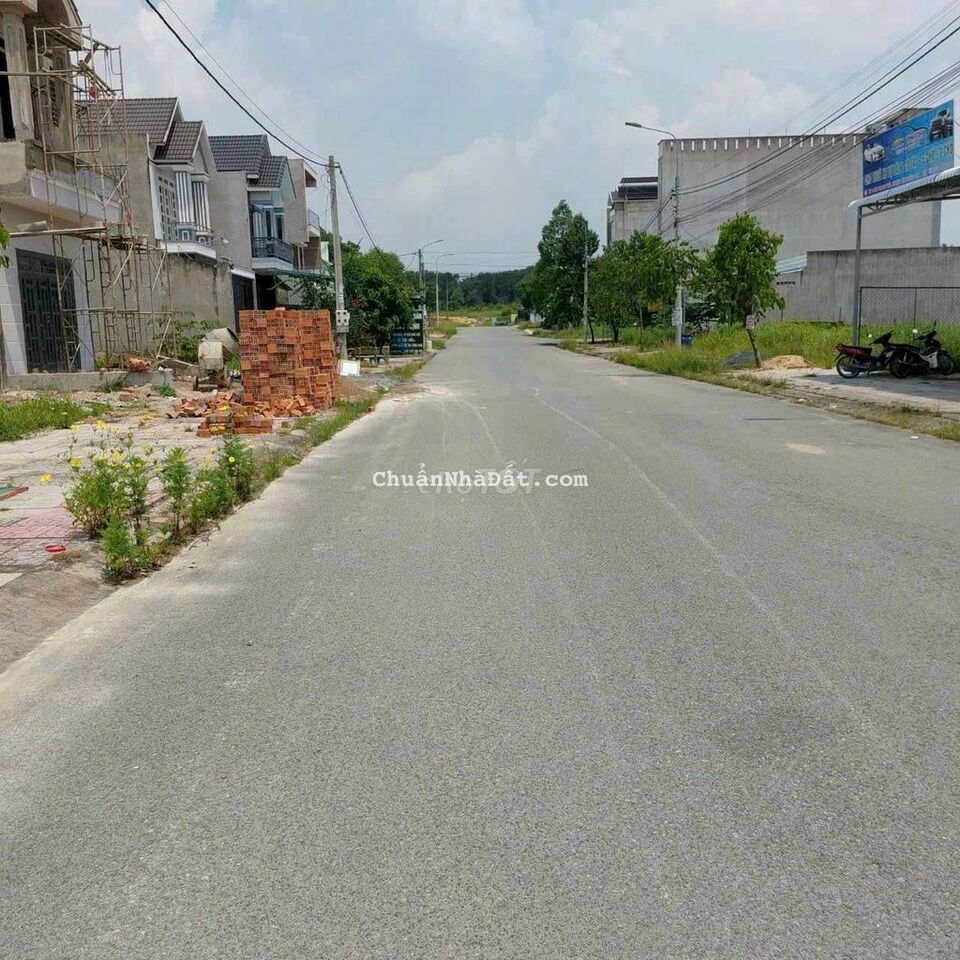 Bán đất thổ cư sổ hồng riêng, giá 1ty900, kdc Lavender, đường 25m