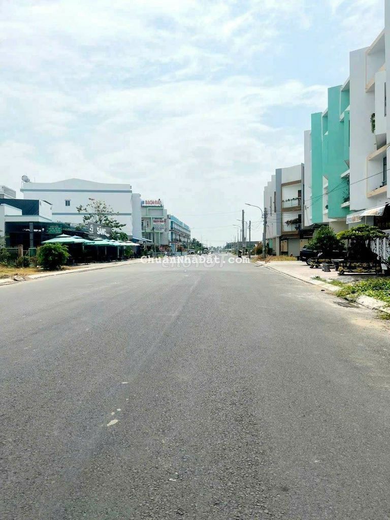 Nền thổ cư Khu nhà ở Hạnh Phúc đường Tiến Thành P3 TP Vĩnh Long