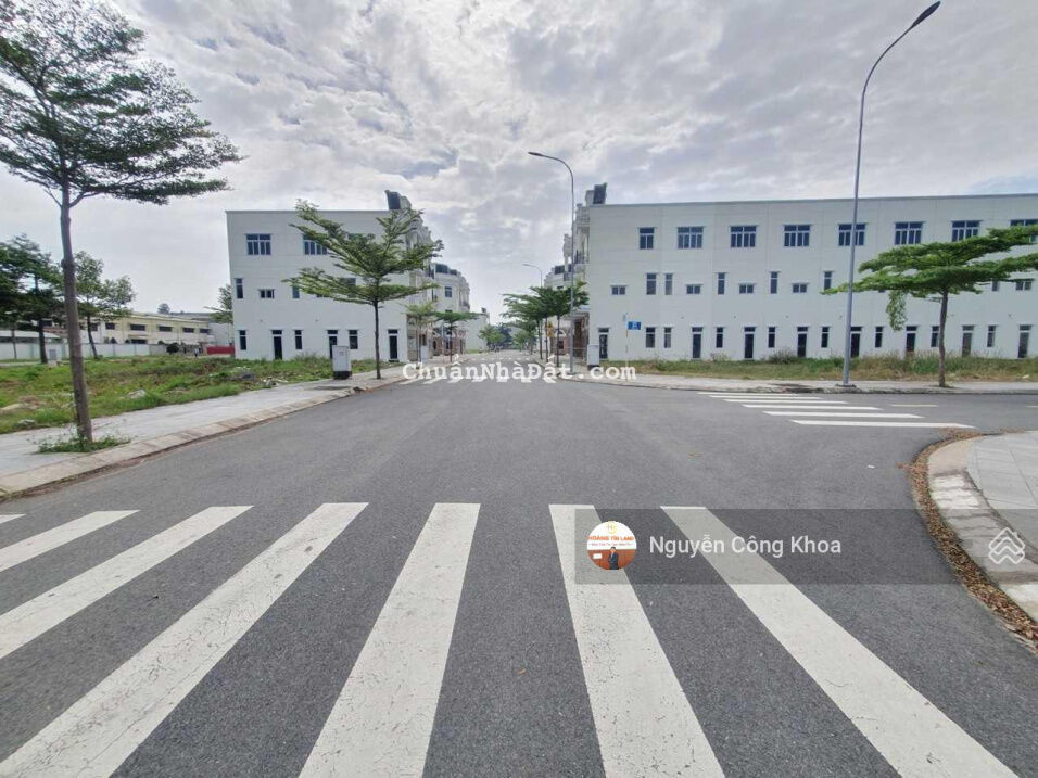 Nguồn ngộp cần bán gấp lô đất đẹp KDC Icon Central P. Tân Đông Hiệp Dĩ An