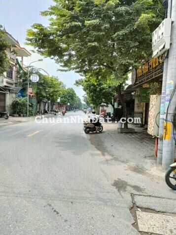 Bán gấp giá rẻ đất chia lô, mặt Chợ kinh doanh, 110m, mặt tiền 4.5m, 1.05 tỷ Lục Ngạn, Bắc Giang