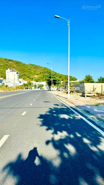 Giá rẻ nhất nền biệt thự mặt tiền Phạm Văn Đồng, KĐT Vĩnh Hoà, gần bến du thuyền - vị trí cực đẹp Giá rẻ nhất nền biệt thự mặt tiền Phạm Văn Đồng, KĐT Vĩnh Hoà, gần bến du thuyền - vị trí cực đẹp