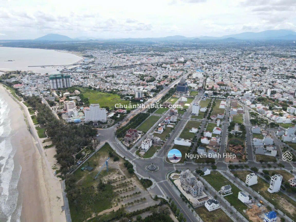 Bán 140m2 B3 hướng phố Ocean Dune Phan Thiết Bán 140m2 B3 hướng phố Ocean Dune Phan Thiết