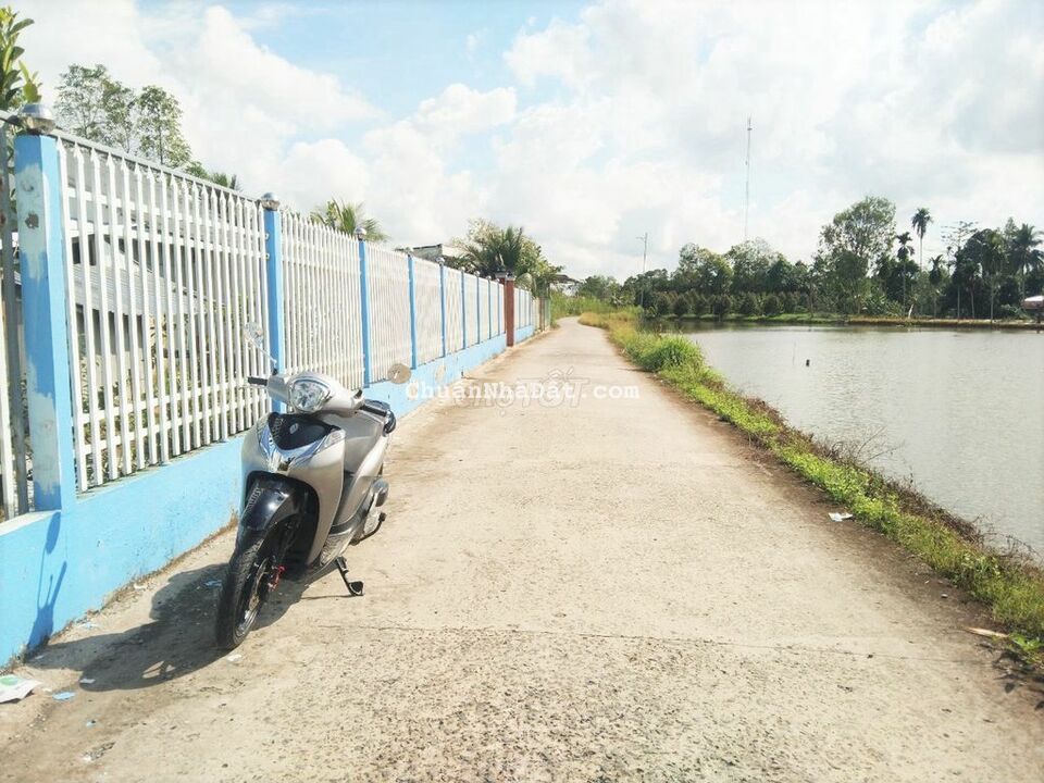 Đất 22x116 có 100m2 thổ cư Lộ 4M Trường Lạc Ô Môn