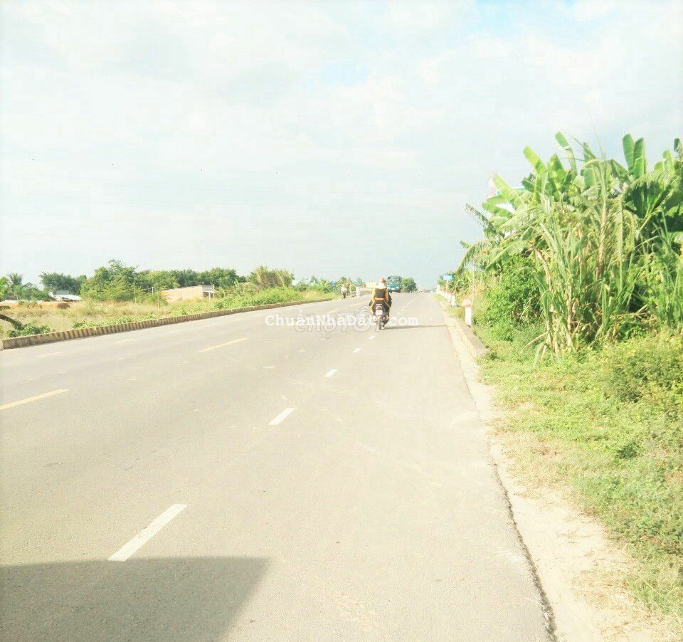 Đất 42x65 mặt tiền Quốc Lộ 91B đoạn cầu Ông Xe