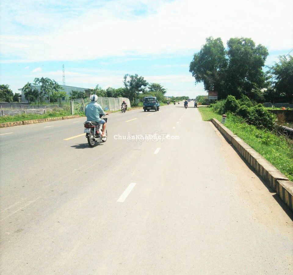 Đất 42x65 mặt tiền Quốc Lộ 91B đoạn cầu Ông Xe