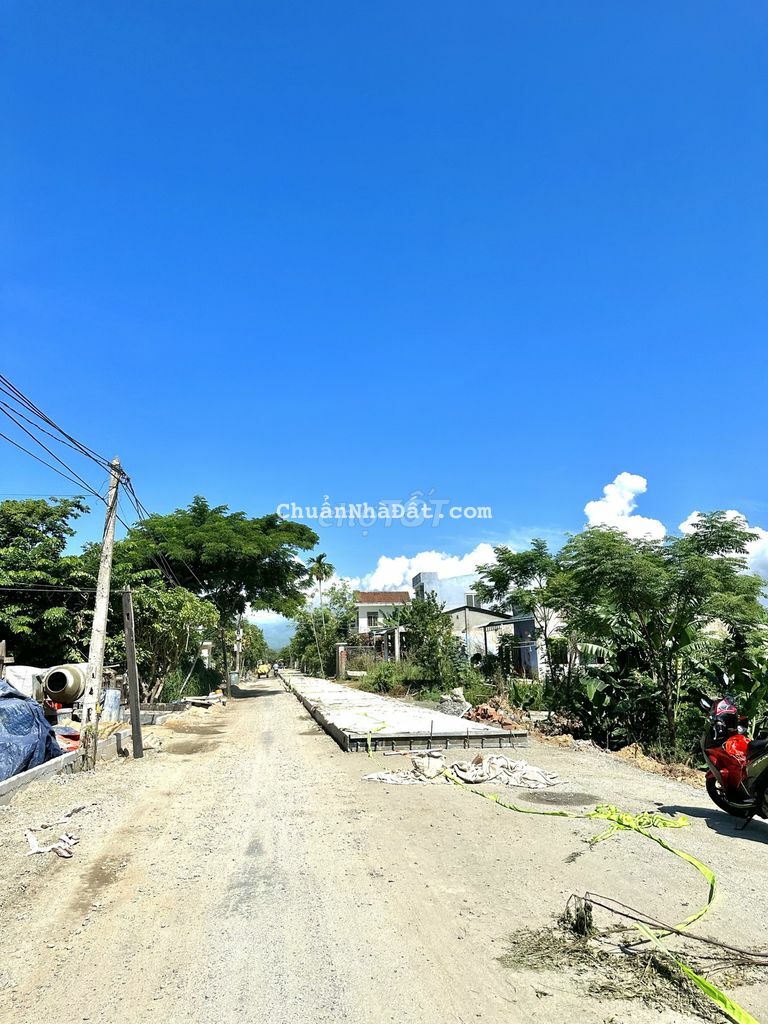 Điện Tiến gần hồ sen 222m2 bán nhanh chỉ 510 Triệu bao sổ Điện Tiến gần hồ sen 222m2 bán nhanh chỉ 510 Triệu bao sổ