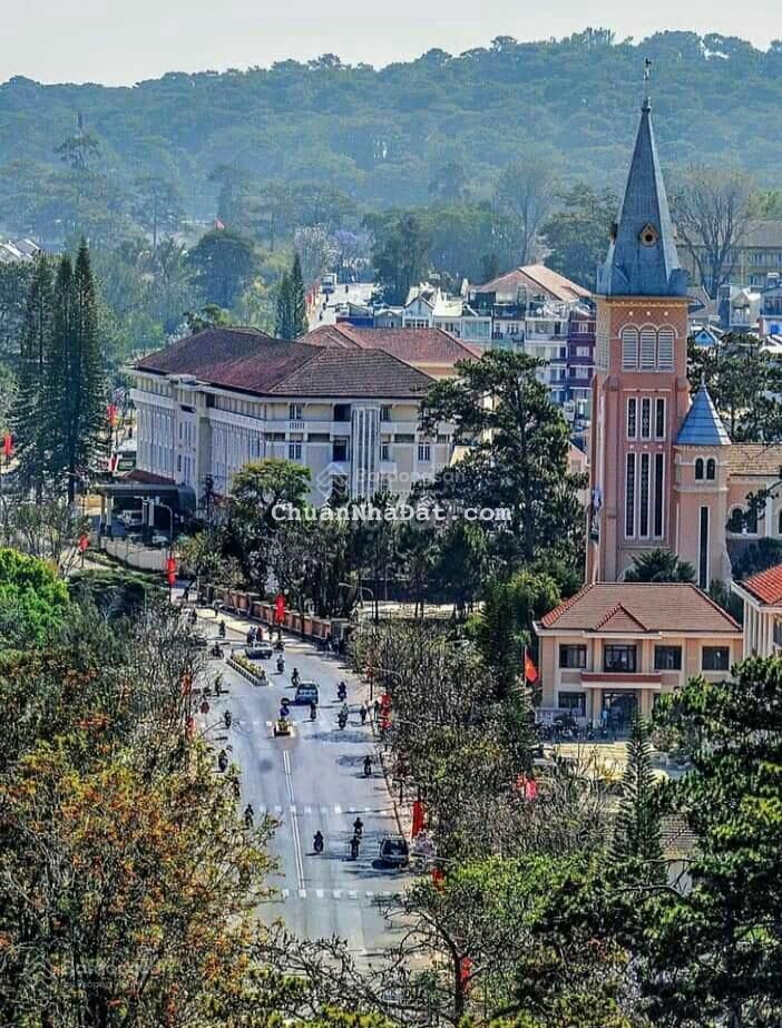 Bán đất đường Trần Phú. Phường 3. Đà Lạt. 193m2. Giá 15,5 tỷ