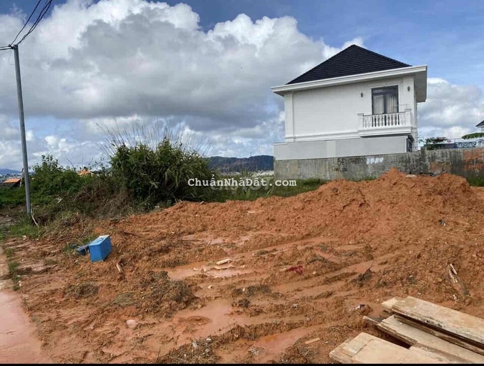 BÁN LỖ LÔ ĐẤT TRÊN ĐỒI BẠCH ĐẰNG ĐÀ LẠT