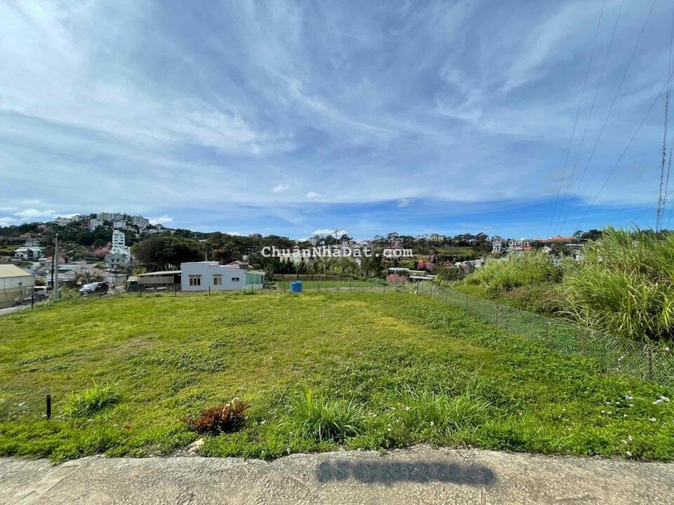 BÁN ĐẤT BIỆT THỰ NGHỈ DƯỠNG NGAY TRƯỜNG TIỂU HỌC NAM HỒ VIEW THOÁNG MÁ