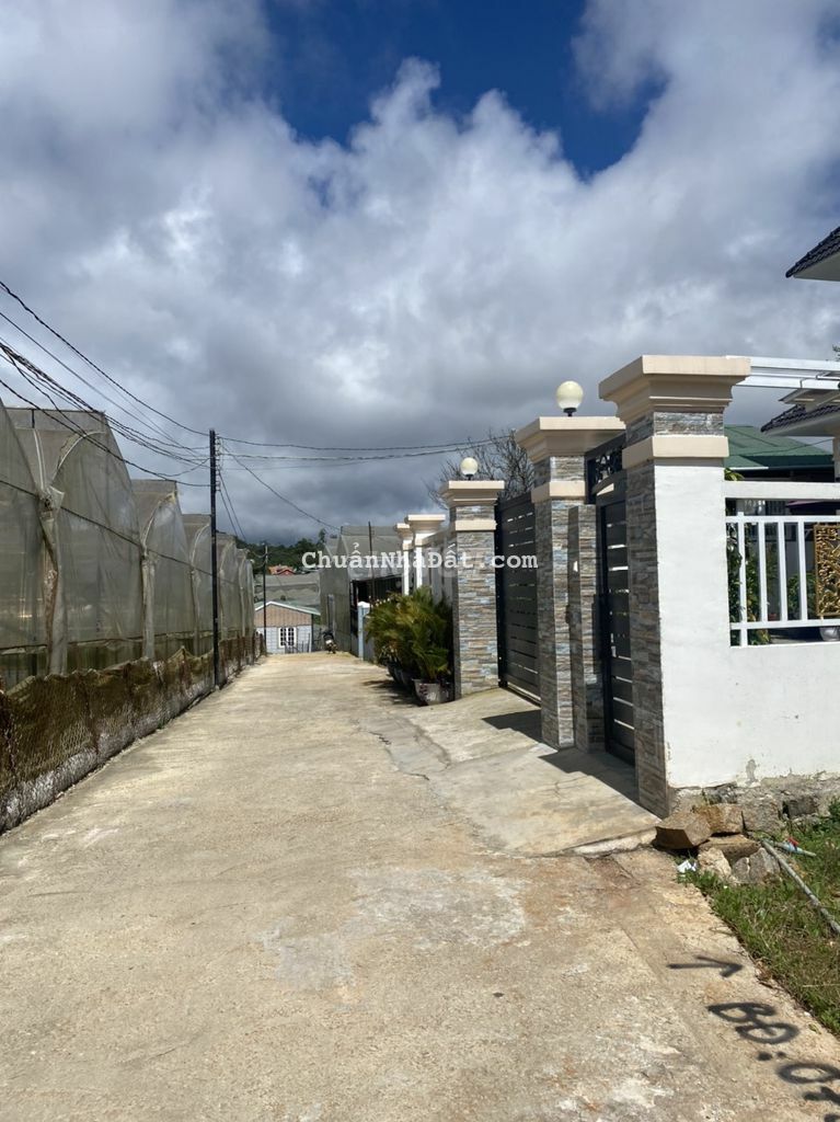 Bán Lô Đất Đẹp Đường Vạn Thành. Phường 5. Đà Lạt. 286m2. Giá 8,3 Tỷ