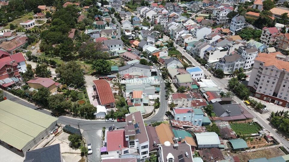 Bán đất đường Nguyễn Trãi. P 9. Thành phố Đà Lạt. 305m2. Giá 15,5 tỷ. Bán đất đường Nguyễn Trãi. P 9. Thành phố Đà Lạt. 305m2. Giá 15,5 tỷ.