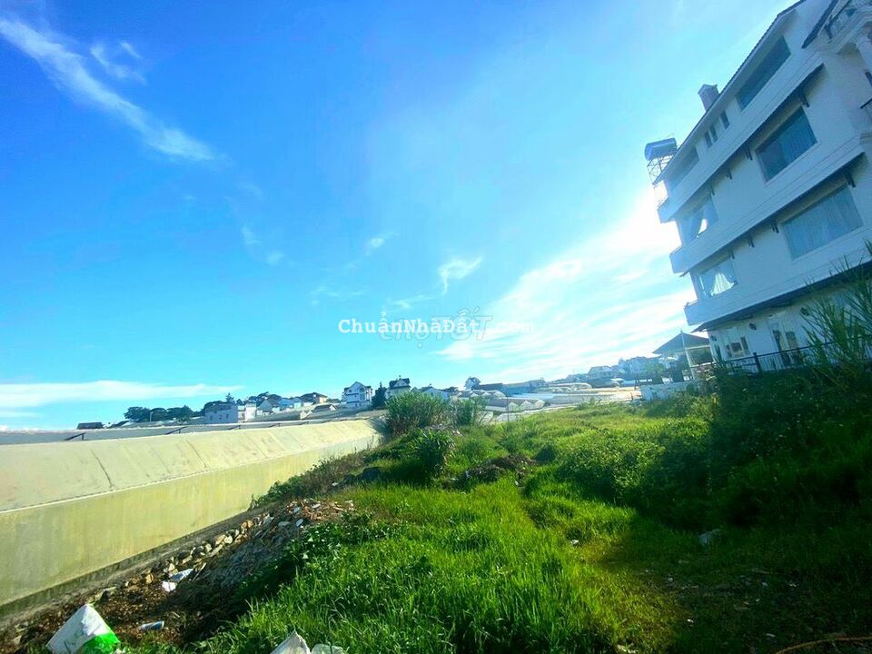 Bán đất sổ riêng 310m trung tâm P8 gần KDL Thũng Lũng Tình Yêu